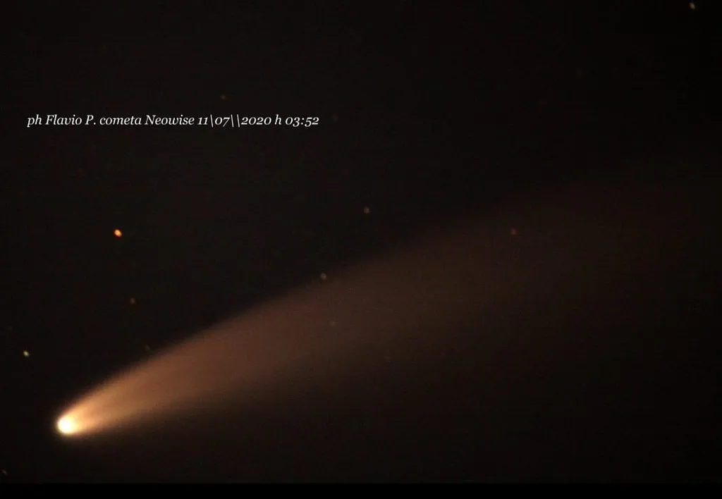 Foto di un'altra cometa